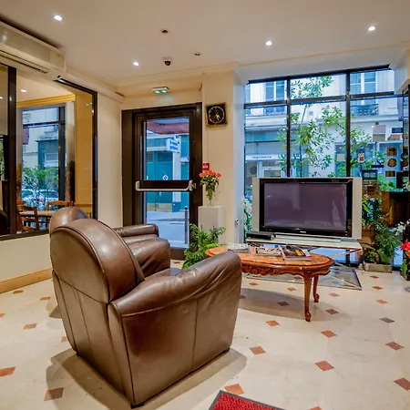 Leonard De Vinci 75011 Hotel Paříž