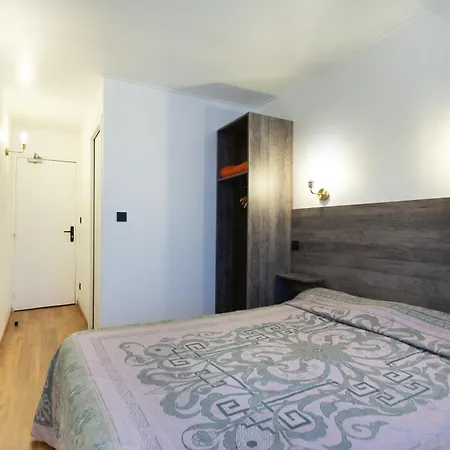 Leonard De Vinci 75011 2* Paris