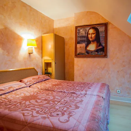 Leonard De Vinci 75011 2* Paris