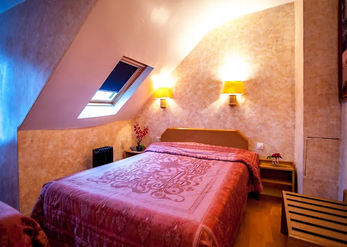 Hotel Leonard De Vinci 75011