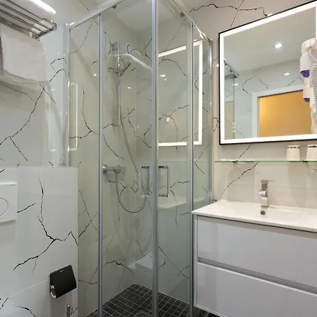 Hotel Leonard De Vinci 75011 Paříž